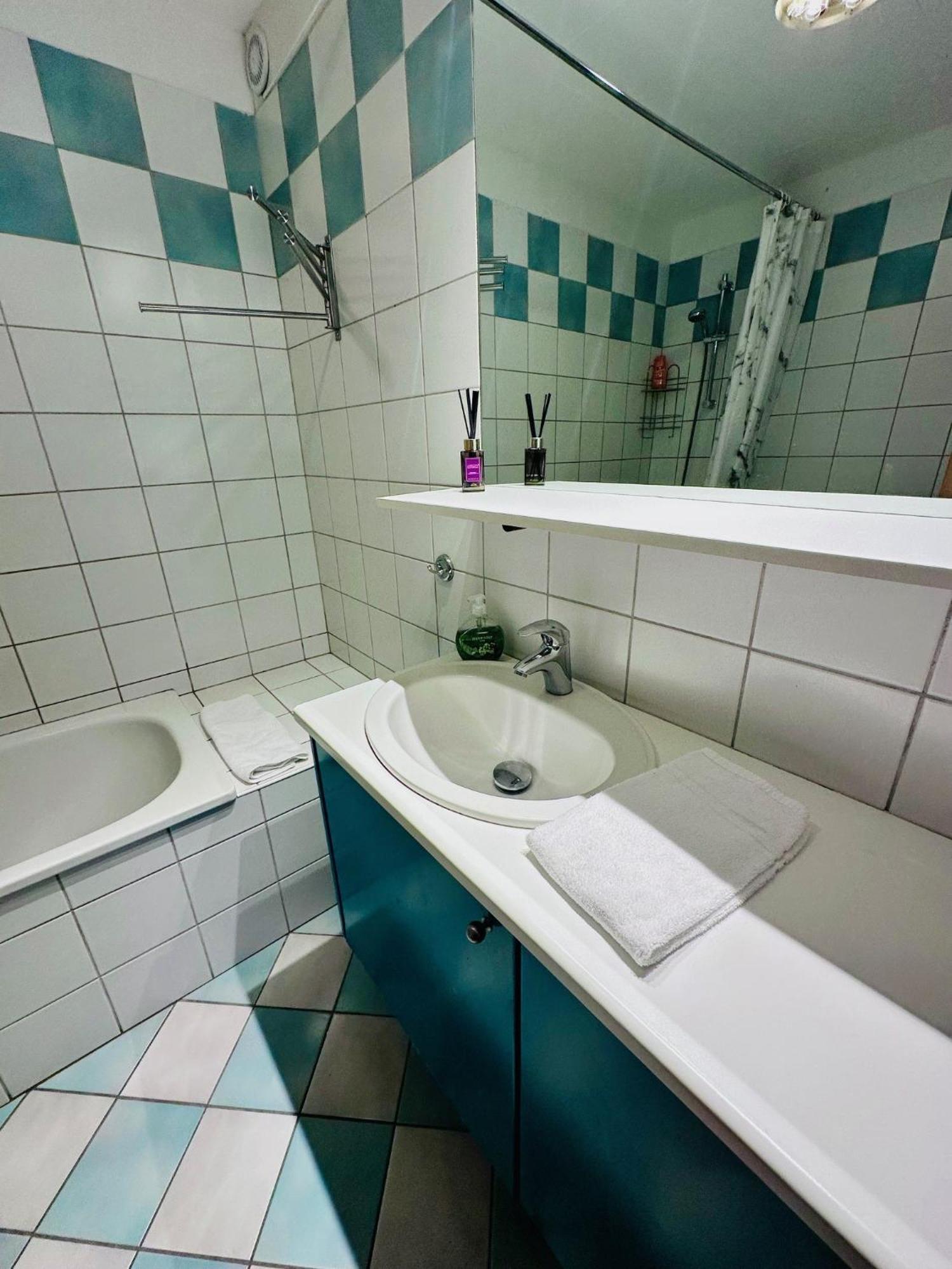 Akureyri Central Apartment Bagian luar foto